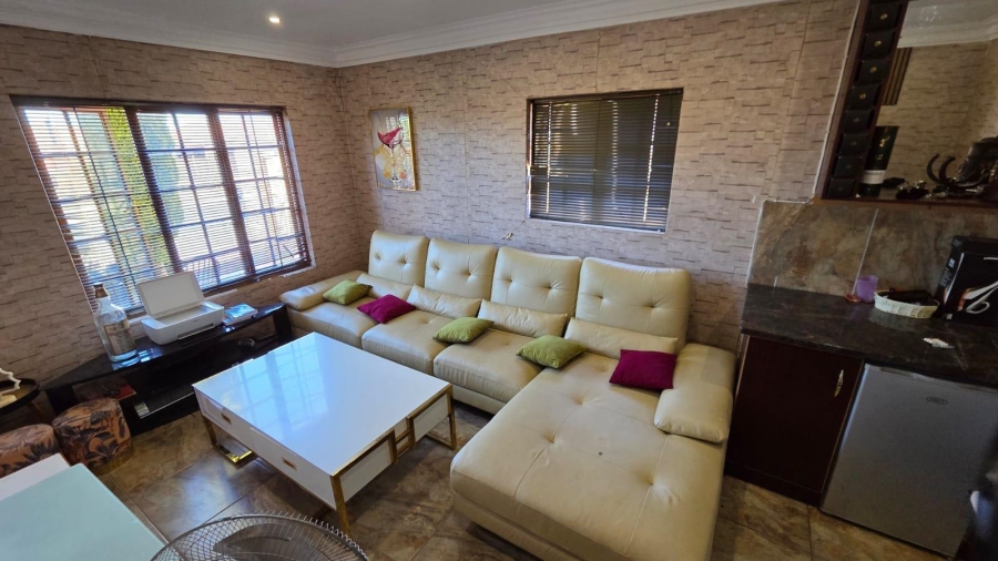 3 Bedroom Property for Sale in Vista Park Free State